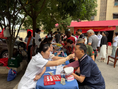 粽香传温情 民俗润民心 东岳路街道各社区多彩活动迎端午