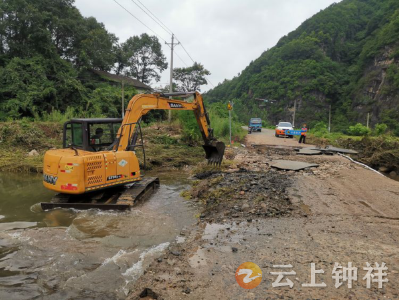 钟祥市公路局：全力抢险，因洪水中断4天的公路即将恢复通行