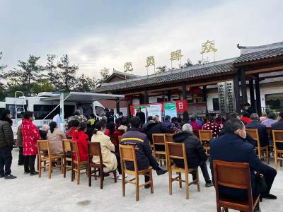 【我为群众办实事】钟祥市“移动医院”下基层为居民体检