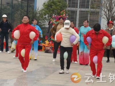 磷矿镇：温情关爱半边天 和谐奋进勇创先