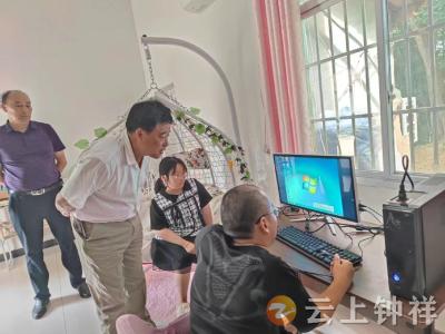 湖北仙之灵公司  爱心温暖“玻璃人”