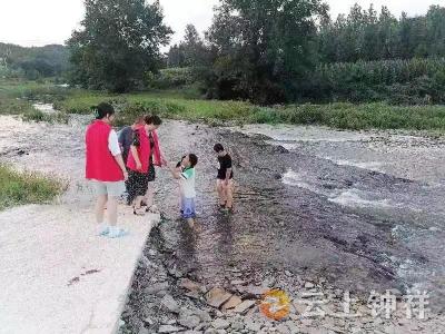 保姆式管护，钟祥市张集镇蔡岭村网格员筑牢防溺水“安全网”
