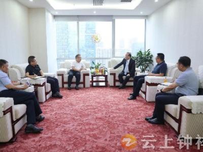 周军在武汉开展招商考察