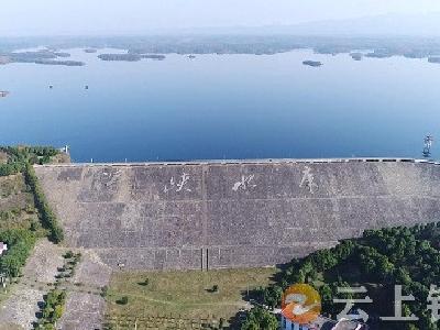 钟祥两座水库再获“温峡有机鱼”品牌认证