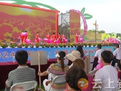 “舞”比精彩  长滩杨梅杯广场舞邀请赛舞出乡村新风貌