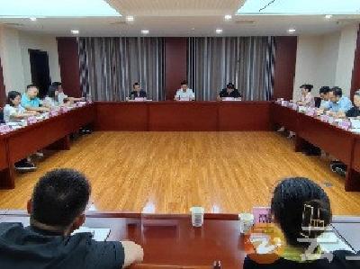 钟祥市人大常委会视察法院 检察院上半年工作