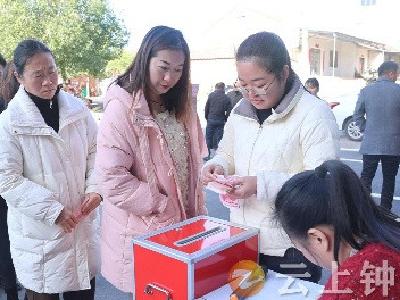8岁女孩惨遭车祸  长寿镇干群全员爱心接力传递温暖        
