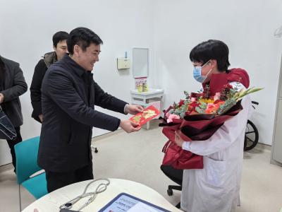 【新春走基层】钟祥市卫健局慰问一线医护人员