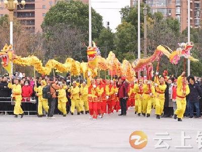 湖北钟祥：正月十五闹元宵 非遗文化展新姿