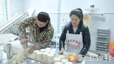 凡人善举  “口罩姐”你是好样的