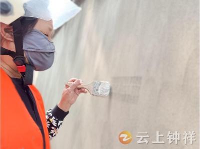 钟祥城管迎端午 清“癣”净城不含糊