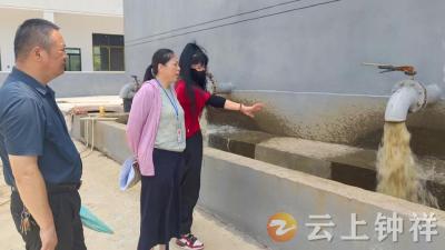冷水镇全力整治自来水厂，让村民吃上“放心水”