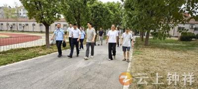 钟祥市东桥镇多部门联合开展校园安全检查  筑牢校园安全防线