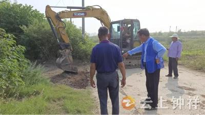 冷水镇杨岭村：网格员督建便民路，昔日“坑洼道”变今日“幸福路”
