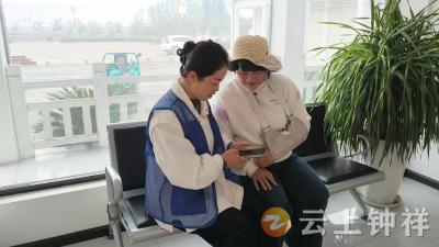 洋梓镇：暖心认证 守护60岁以上老人“养老钱”