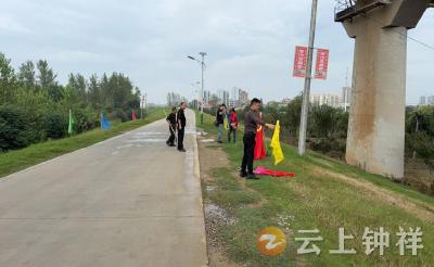 以“汛”为令 闻“汛”而动——皇庄街道皇庄街社区坚守防汛一线护平安