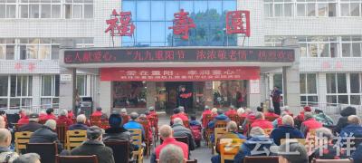 莫愁湖幼儿园走进钟祥市社会福利院送欢乐