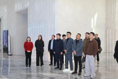 走出去 学回来 钟祥青年企业家考察武汉科创产业