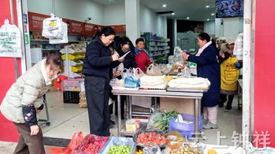 筑牢安全防线！冷水镇专班深入“九小场所”开展安全检查