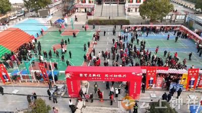 聚贤启新程 同心助振兴 钟祥东桥举办“接您回家”系列活动