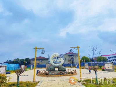 湖北钟祥：从“三资”破局到产业富民 钟祥东风村绘就汉江之畔乡村振兴新画卷