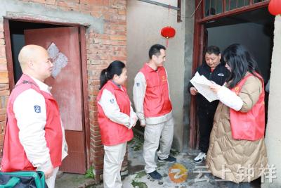 春风送暖进社区 政企同心护民生----钟祥子胥台社区联合中粮集团开展志愿服务活动