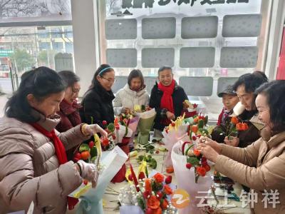 九里回族乡：蔬果传温情 关爱留守妇女庆“三八”