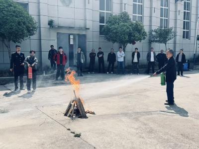 官庄湖管理区开展春季消防安全培训及应急演练 筑牢安全防线