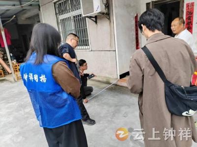 网格员暖心助力 无障碍通道改造暖民心