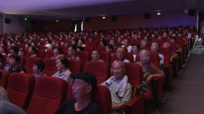黄石阳新：采茶戏“圈粉”国际留学生  直言“想讲好中国故事”......