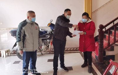 市融媒体中心：上门送健康，暖心服务暖民心