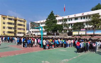 木子店镇：防范灾害风险  护航学校平安