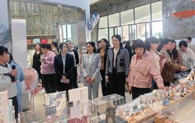 市妇联组织各乡镇妇联主席赴松滋市、宜都市、枝江市参观学习妇联组织参与共同缔造工作  