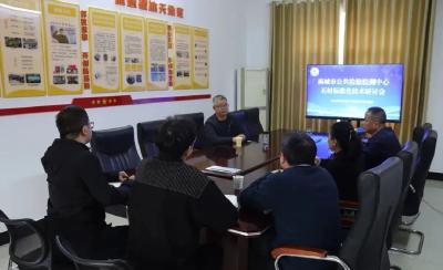全国石材标准化技术委员会秘书长周俊兴调研麻城石材标准化建设情况