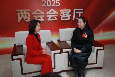 【两会会客厅】委员出镜话责任 共绘履职新蓝图（二）