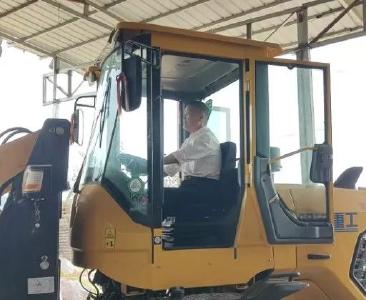 【自强逐梦 助残圆梦】汪晓东：“无手厂长”用钢铁意志铸就生命的丰碑