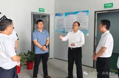 裴永波深入乘马岗镇调研并讲授专题党课