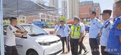 严查违规“老头乐” 织牢道路安全网