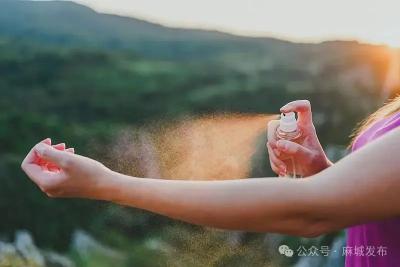 蚊子叮人也有“时间表”和“颜色偏好”？