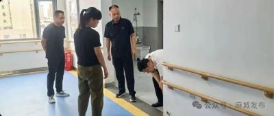 市残联开展节前安全检查