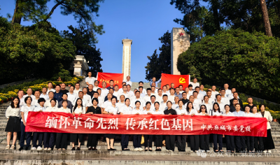 市委党校主体班学员在现场教学中厚植使命担当