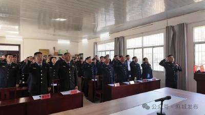 联合整治 麻城青年路“换新颜”