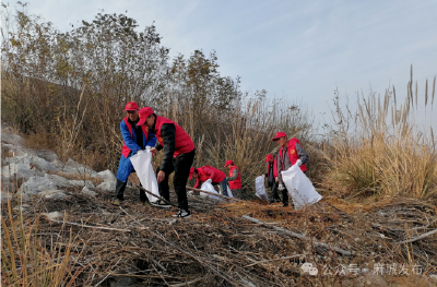 中馆驿镇退役军人志愿服务队积极参与长江生态保护活动
