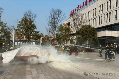 麻城市医院安全专委会2025年医院突发事件、消防应急演练举行