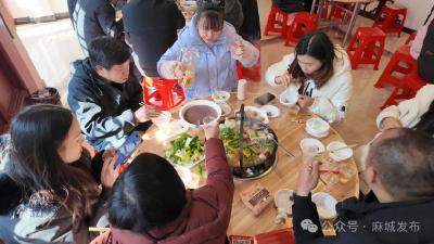 腊八寻根故里 温情共话团圆