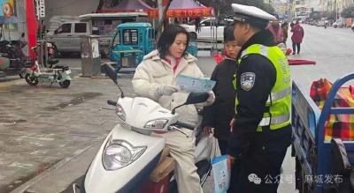 白果镇：多措并举守平安 护航春节返乡路