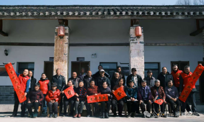 黄土岗镇：以春联送福守护老年幸福