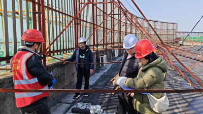 安全质量扛在肩 项目攻坚提速跑