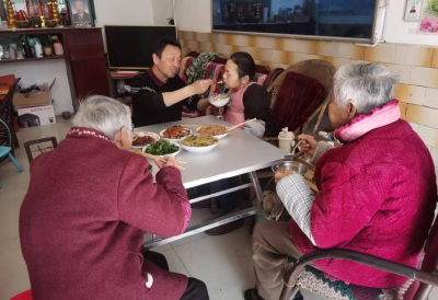 三十五载守护彰显党员本色 爱与责任筑就“最美家庭”