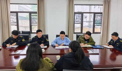 市应急管理局对工贸企业开展警示约谈